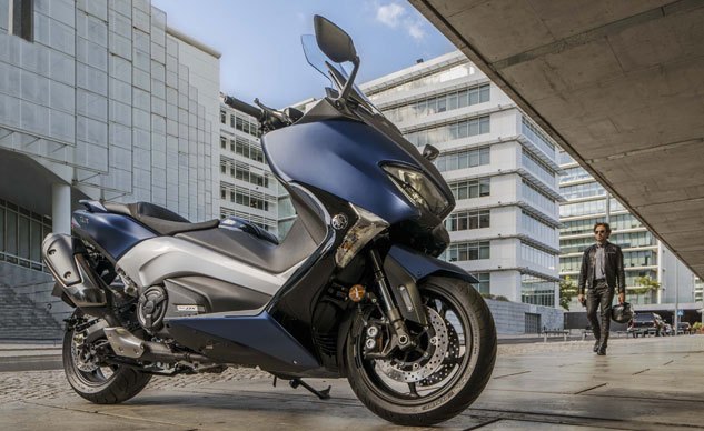 2017 Yamaha TMax, TMax DX and TMax SX Preview