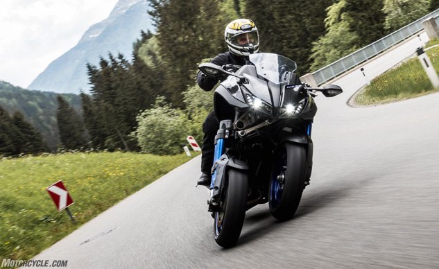 2019 Yamaha Niken First Ride Review