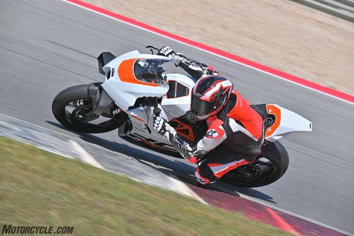 2024 KTM RC8c Review – First Ride