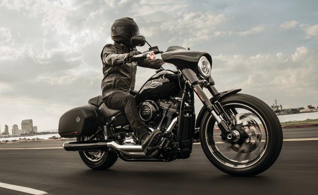 First Look: 2018 Harley-Davidson FLSB Sport Glide