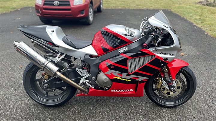 Friday Forum Foraging: 2002 Honda RC51 SP2