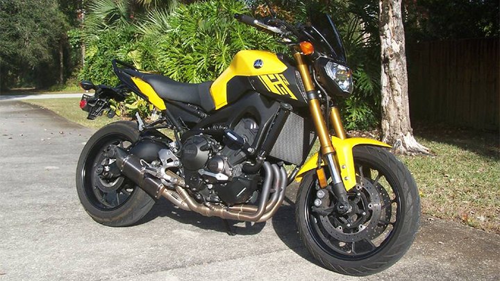 Friday Forum Foraging: One Clean Yamaha FZ-09