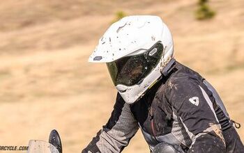 How to Clean a Motorcycle Helmet Visor