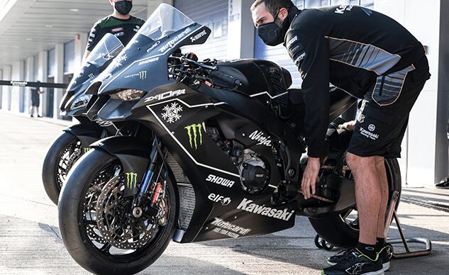 Kawasaki WSBK Team Tests New 2021 Ninja ZX-10RR Superbike