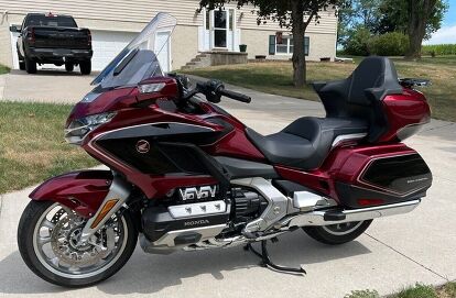 Like New 2018 Honda Gold Wing GL1800