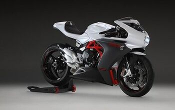 MV Agusta's Stunning Superveloce 800 Is Going Into Mass Production