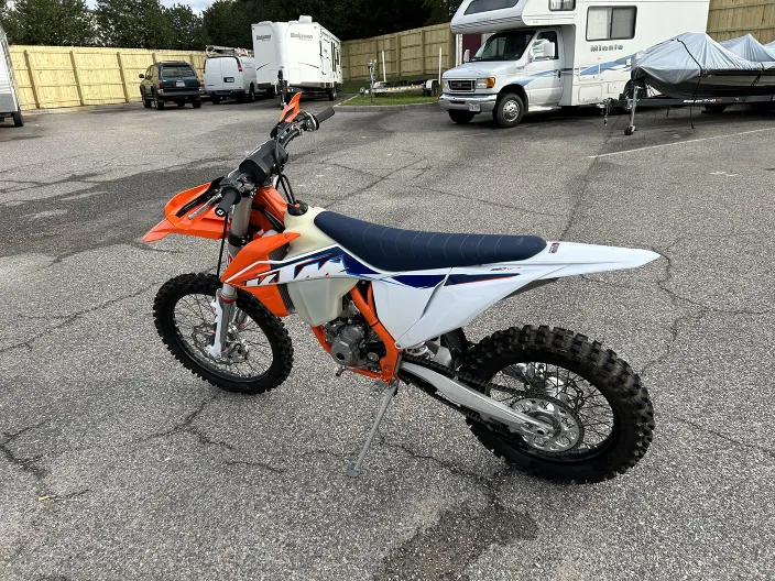 2022 ktm 250 xc f dirt bike hardly ridden