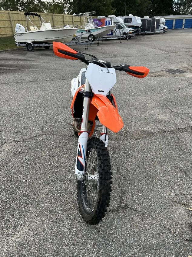 2022 ktm 250 xc f dirt bike hardly ridden