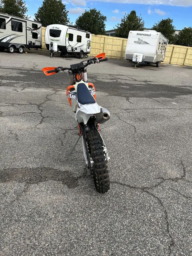 2022 ktm 250 xc f dirt bike hardly ridden