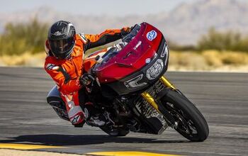 Riding Indian's 2022 Championship-Winning Challenger Bagger Race Bike