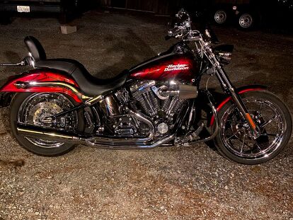 Sweet deal custom Softail showbike!