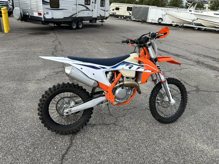 2022 ktm 250 xc f dirt bike hardly ridden